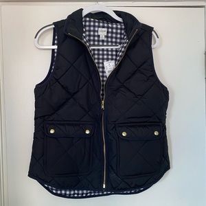 JCrew Puffer vest with snap pockets